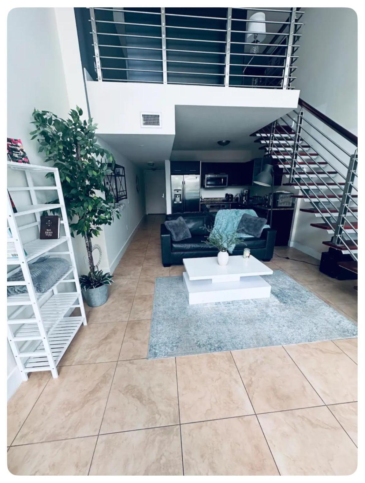 2 Story Loft Downtown Miami Apartman Kültér fotó